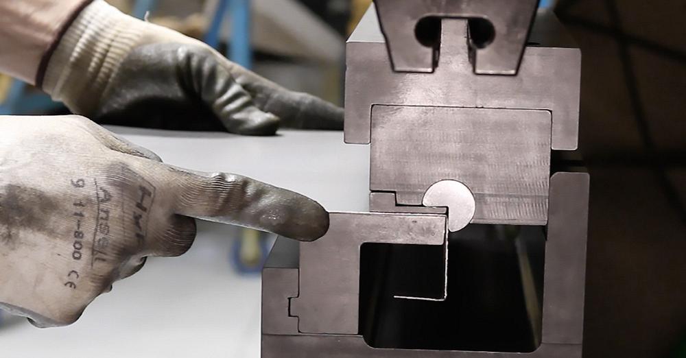 Press Brake Bending-Kentucky Contract Manufacturing Technicians Press Brake Bending-Kentucky Contract Manufacturing Technicians